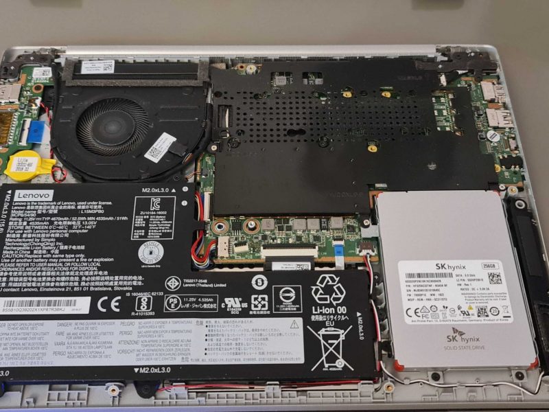 מחשב נייד מפורק